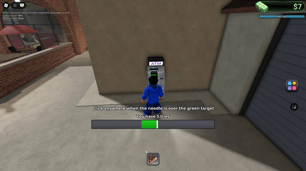 Um jogador hackeando um caixa eletrônico em Blockspin